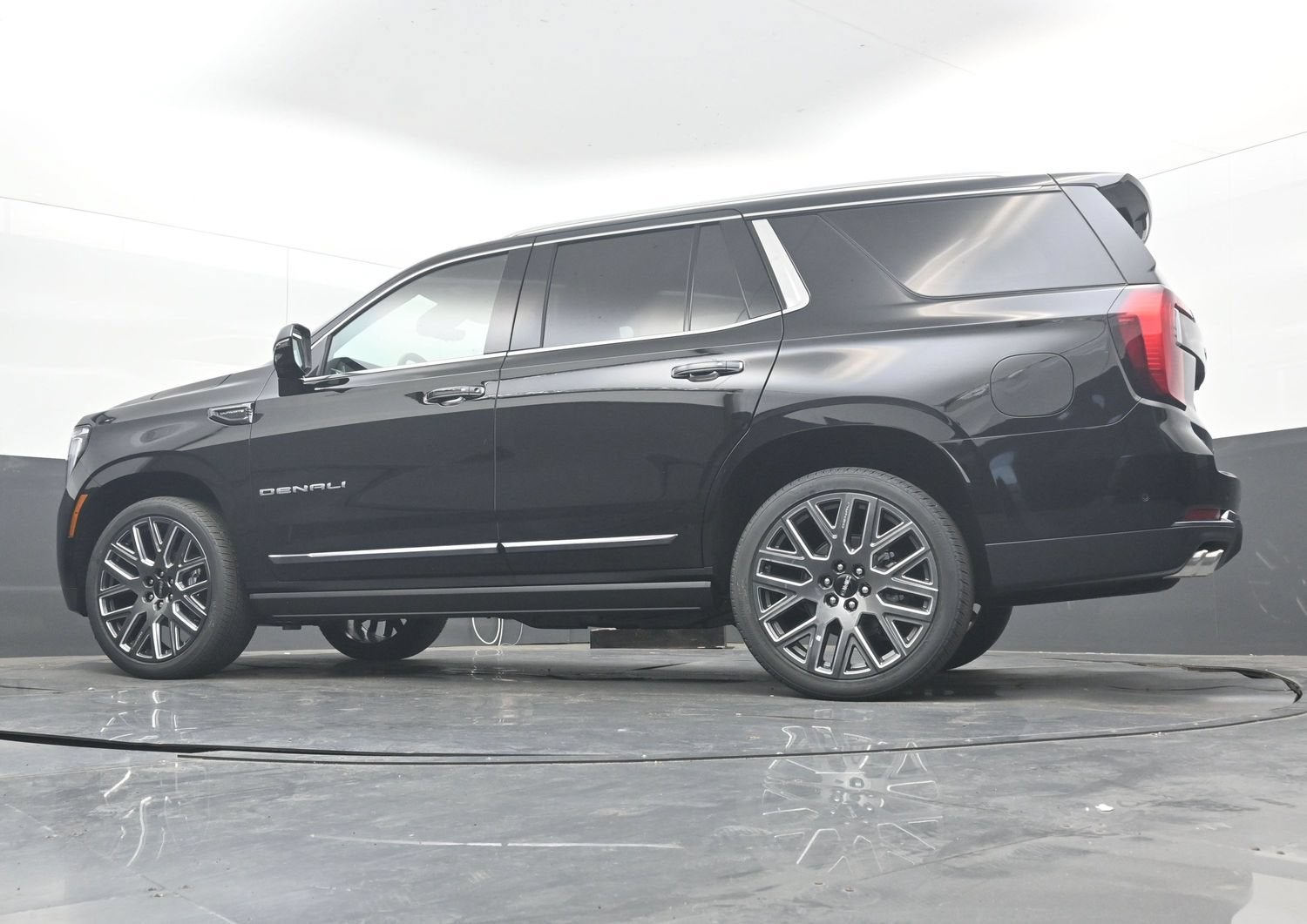 2027 GMC Yukon Denali Ultimate