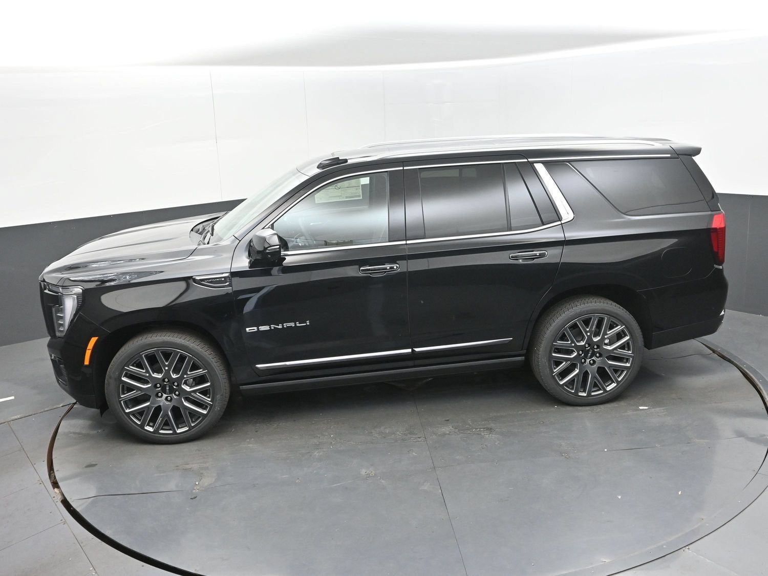 2027 GMC Yukon Denali Ultimate