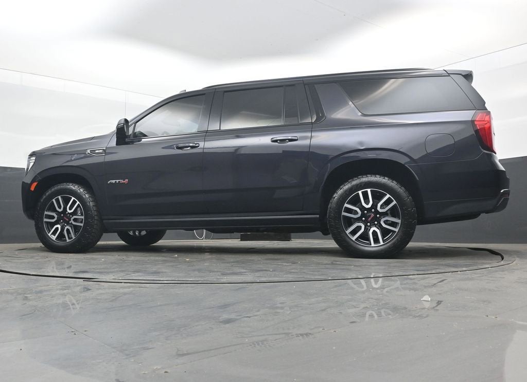 2023 GMC Yukon XL AT4