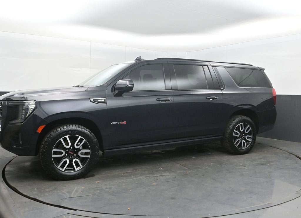 2023 GMC Yukon XL AT4