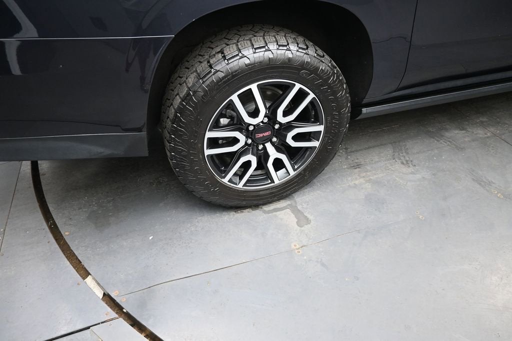 2023 GMC Yukon XL AT4