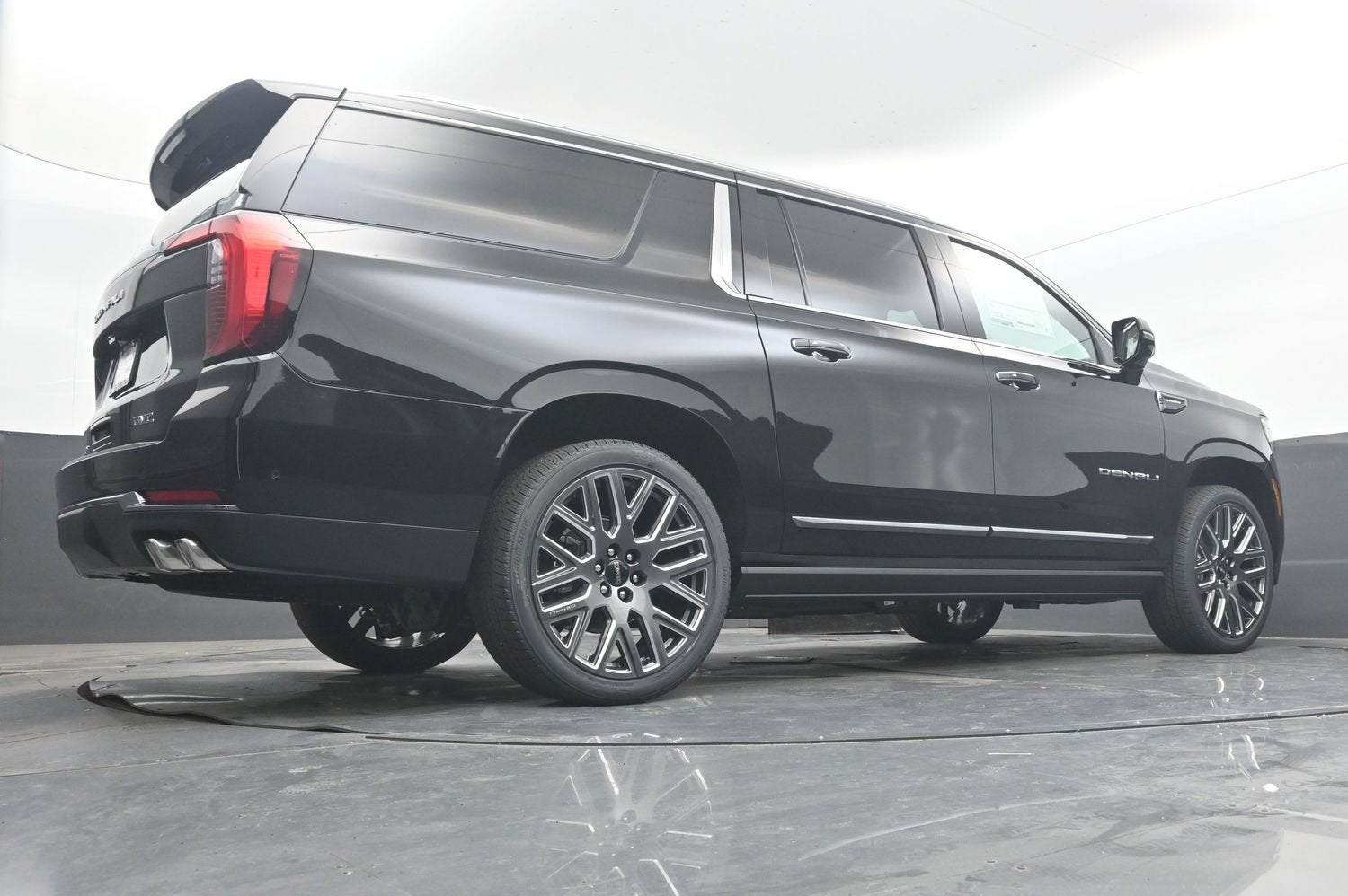 2027 GMC Yukon XL Denali Ultimate