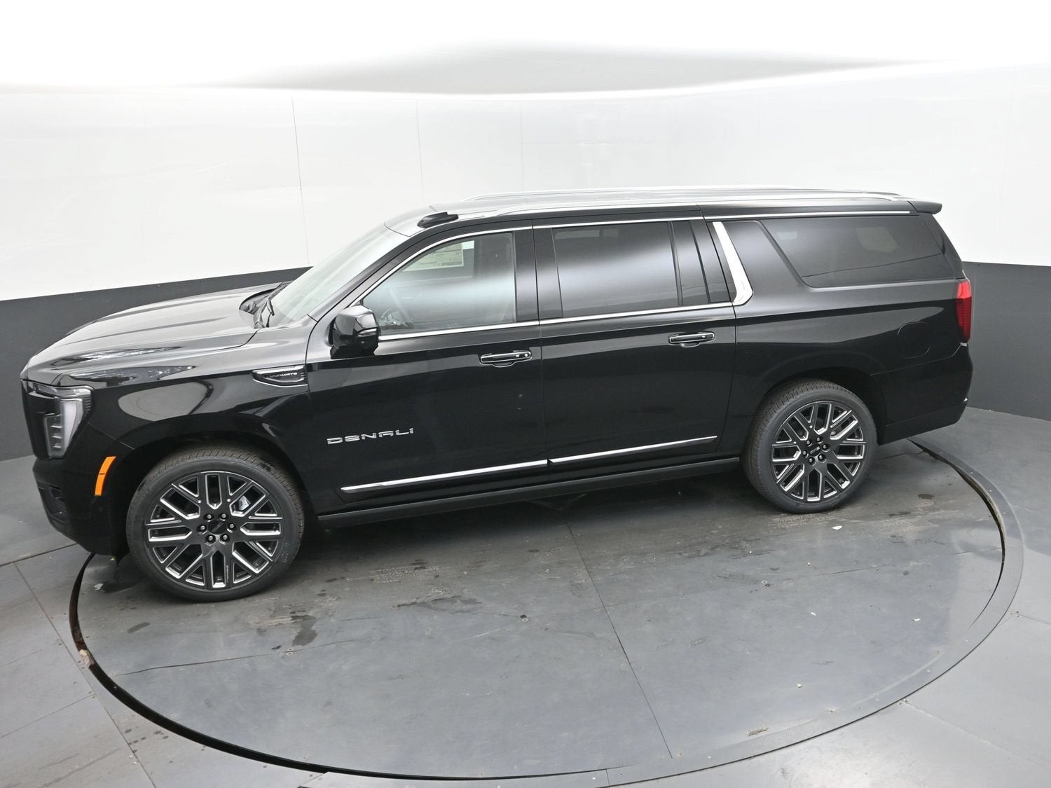 2027 GMC Yukon XL Denali Ultimate