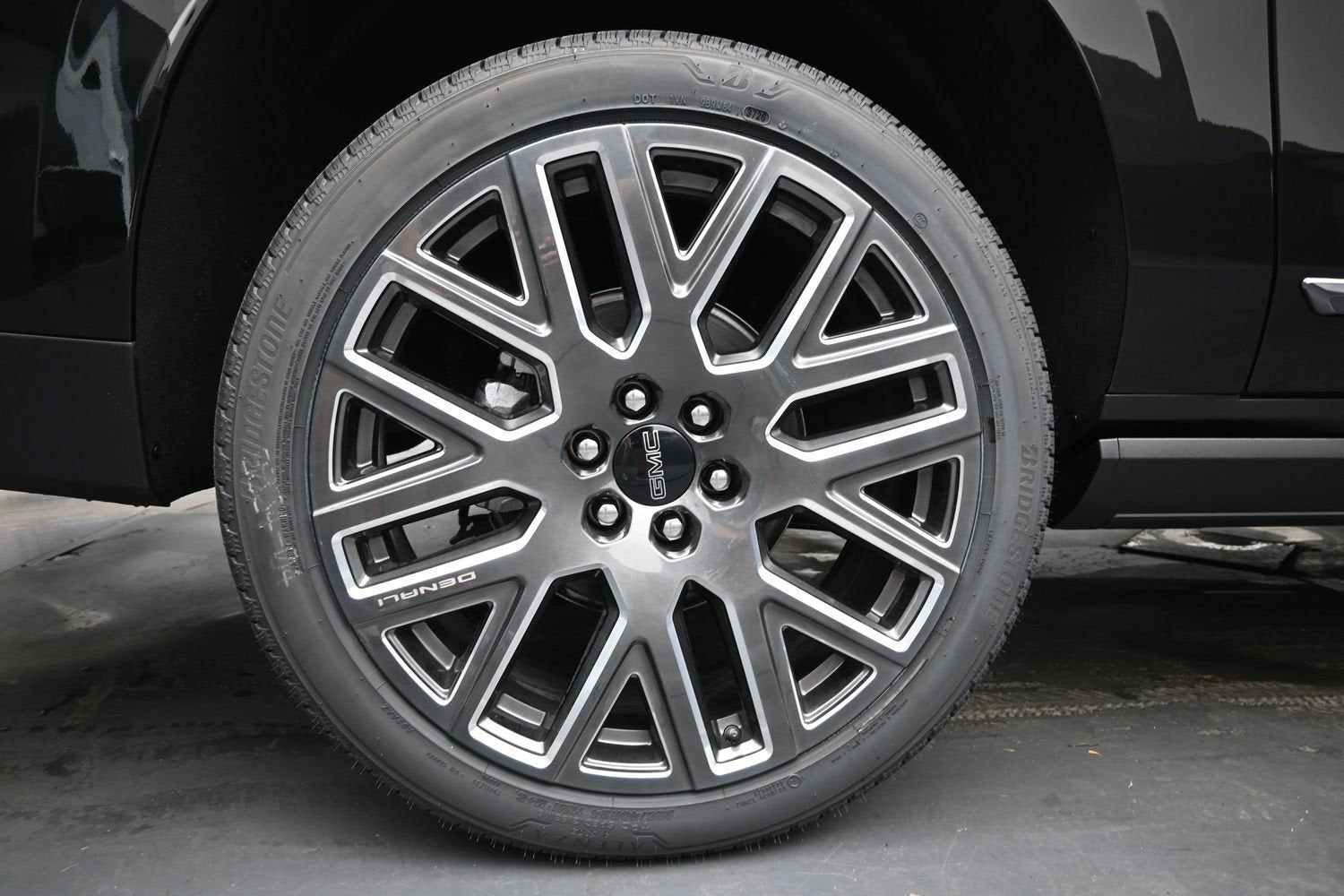 2027 GMC Yukon XL Denali Ultimate