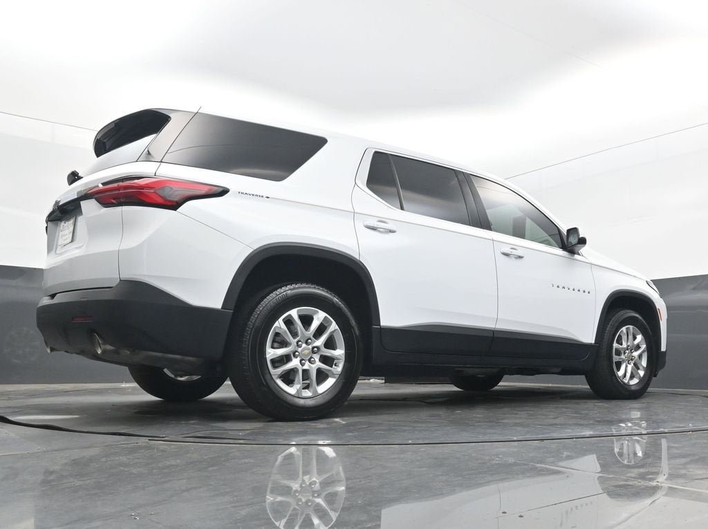 2023 Chevrolet Traverse LS