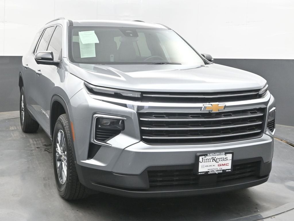 2024 Chevrolet Traverse LT