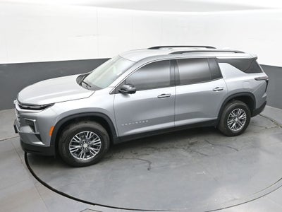 2024 Chevrolet Traverse LT