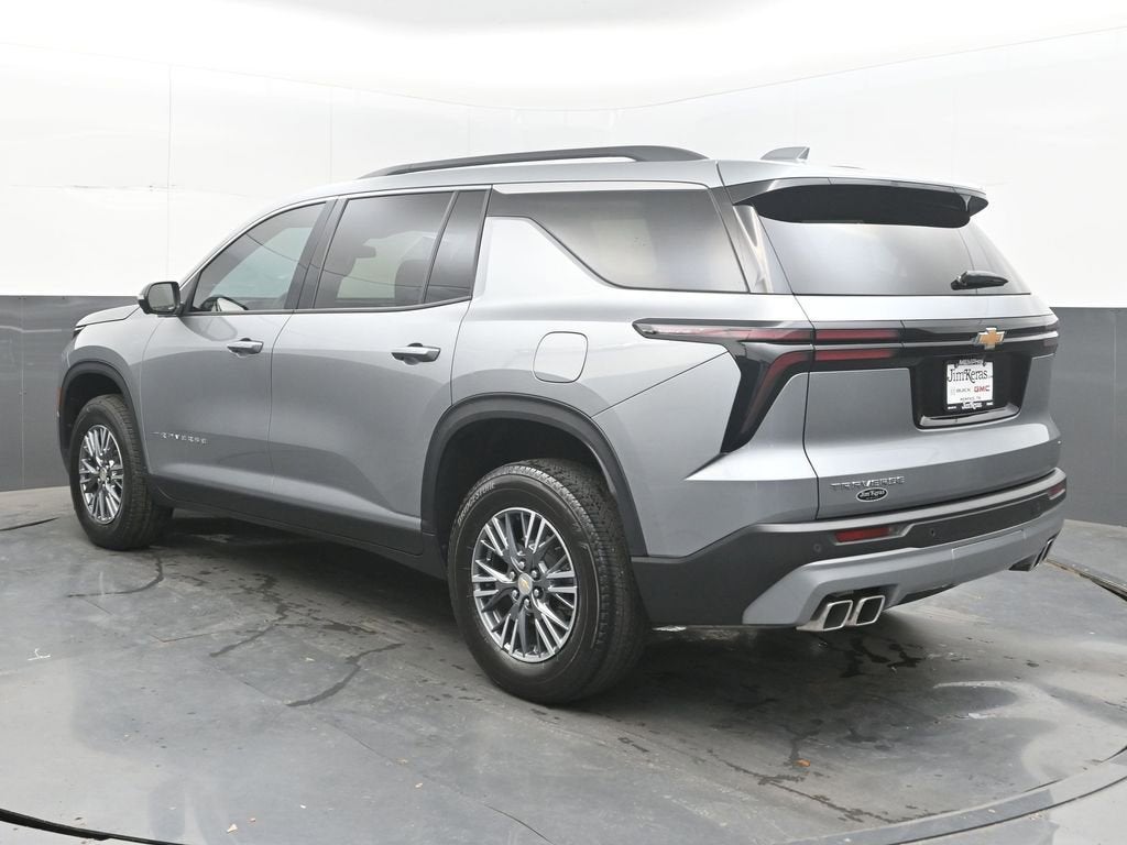 2024 Chevrolet Traverse LT
