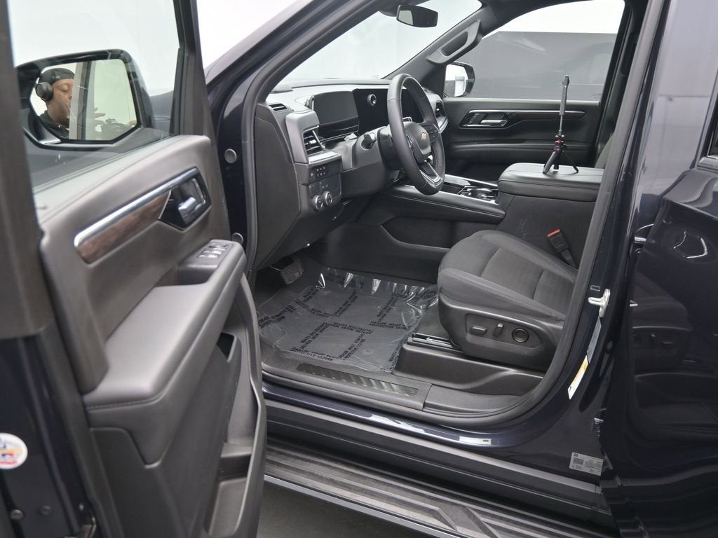 2025 Chevrolet Tahoe LS