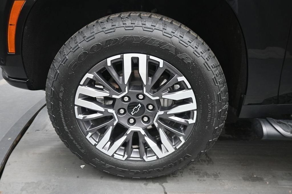 2025 Chevrolet Suburban Z71