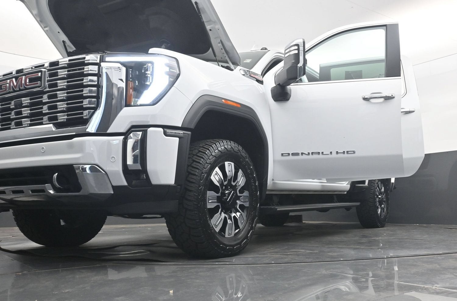 2024 GMC Sierra 2500 HD Denali
