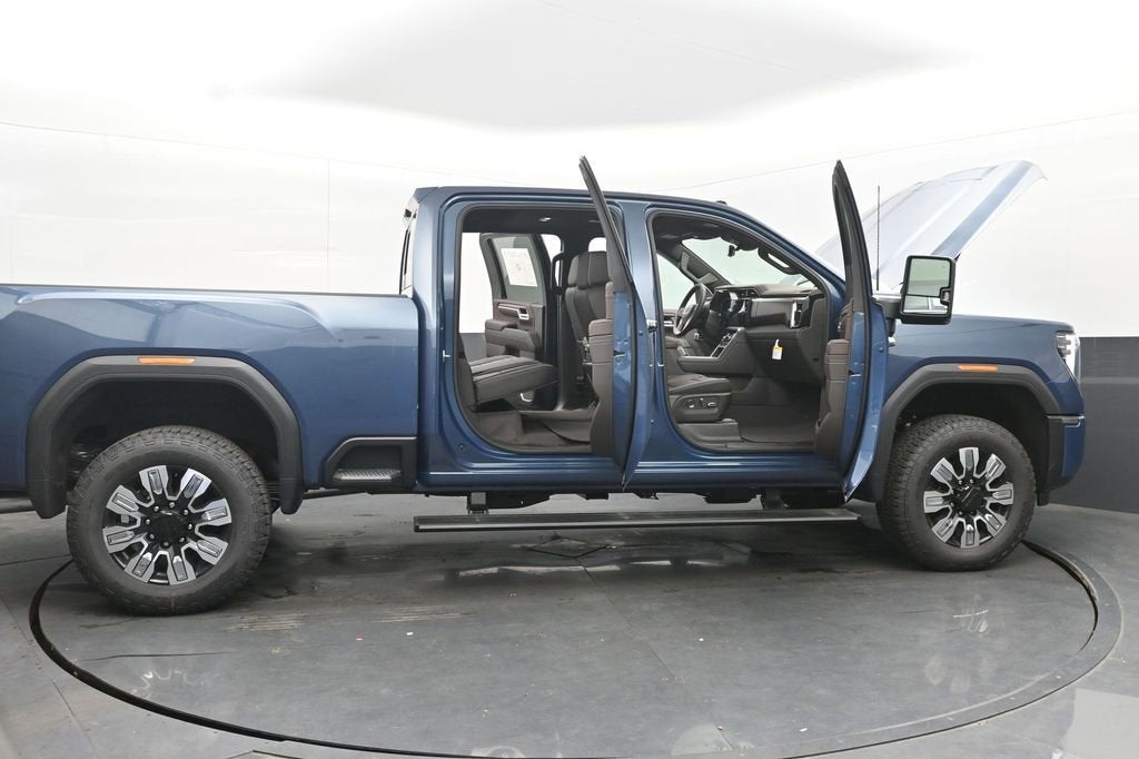 2025 GMC Sierra 2500 HD Denali
