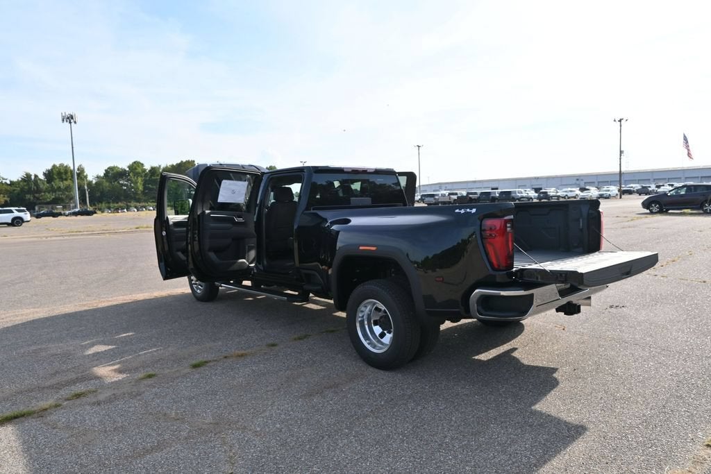 2026 GMC Sierra 3500 HD SLT DRW