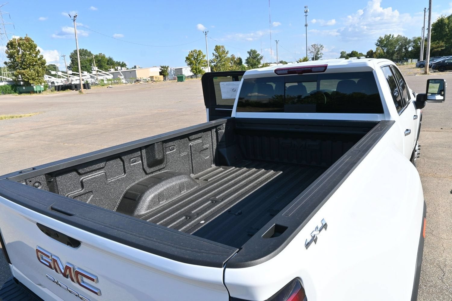 2026 GMC Sierra 3500 HD SLT DRW