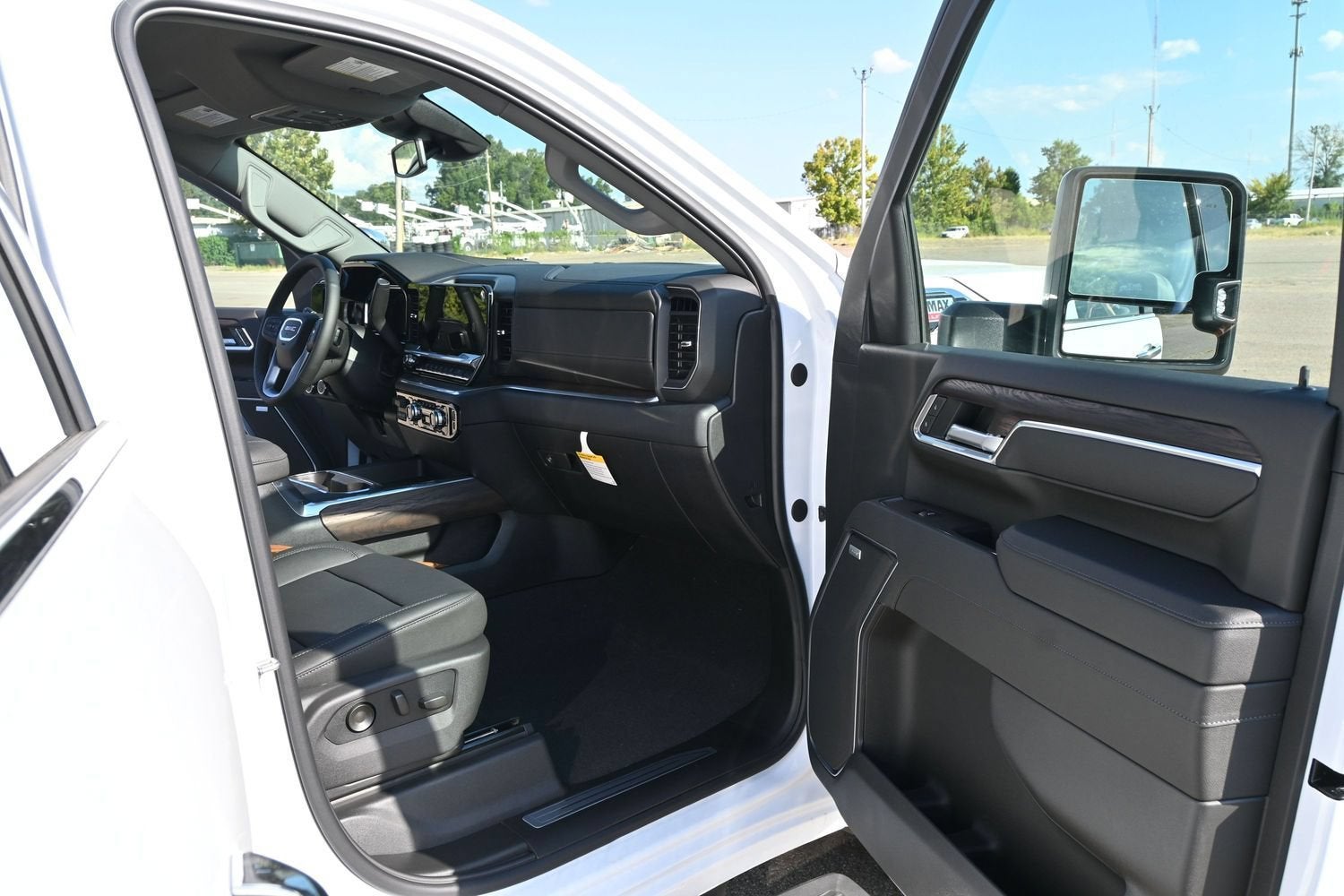 2026 GMC Sierra 3500 HD SLT DRW