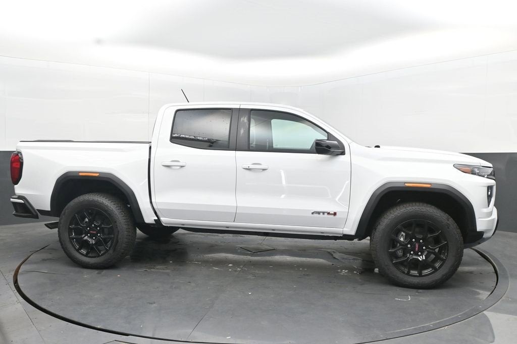 2025 GMC Canyon AT4