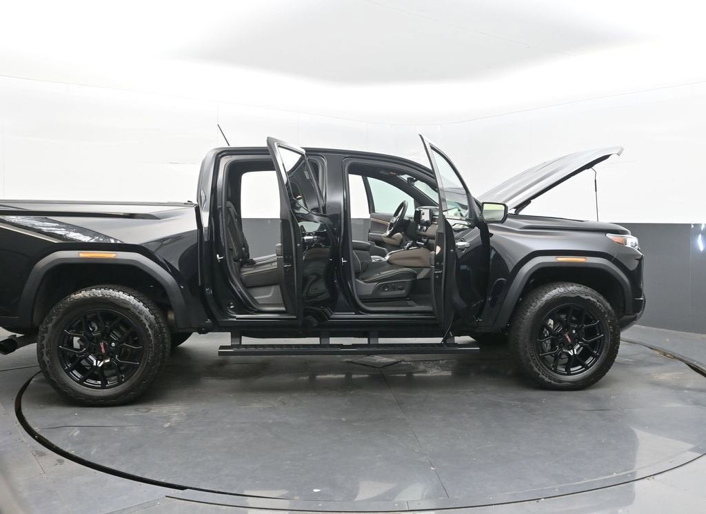 2023 GMC Canyon Denali