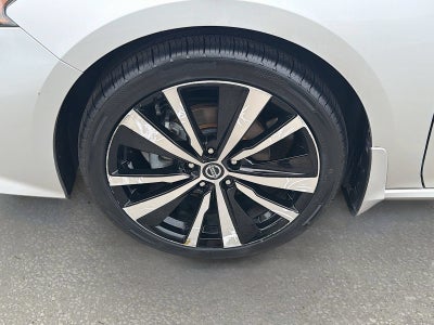 2022 Nissan Altima SR FWD
