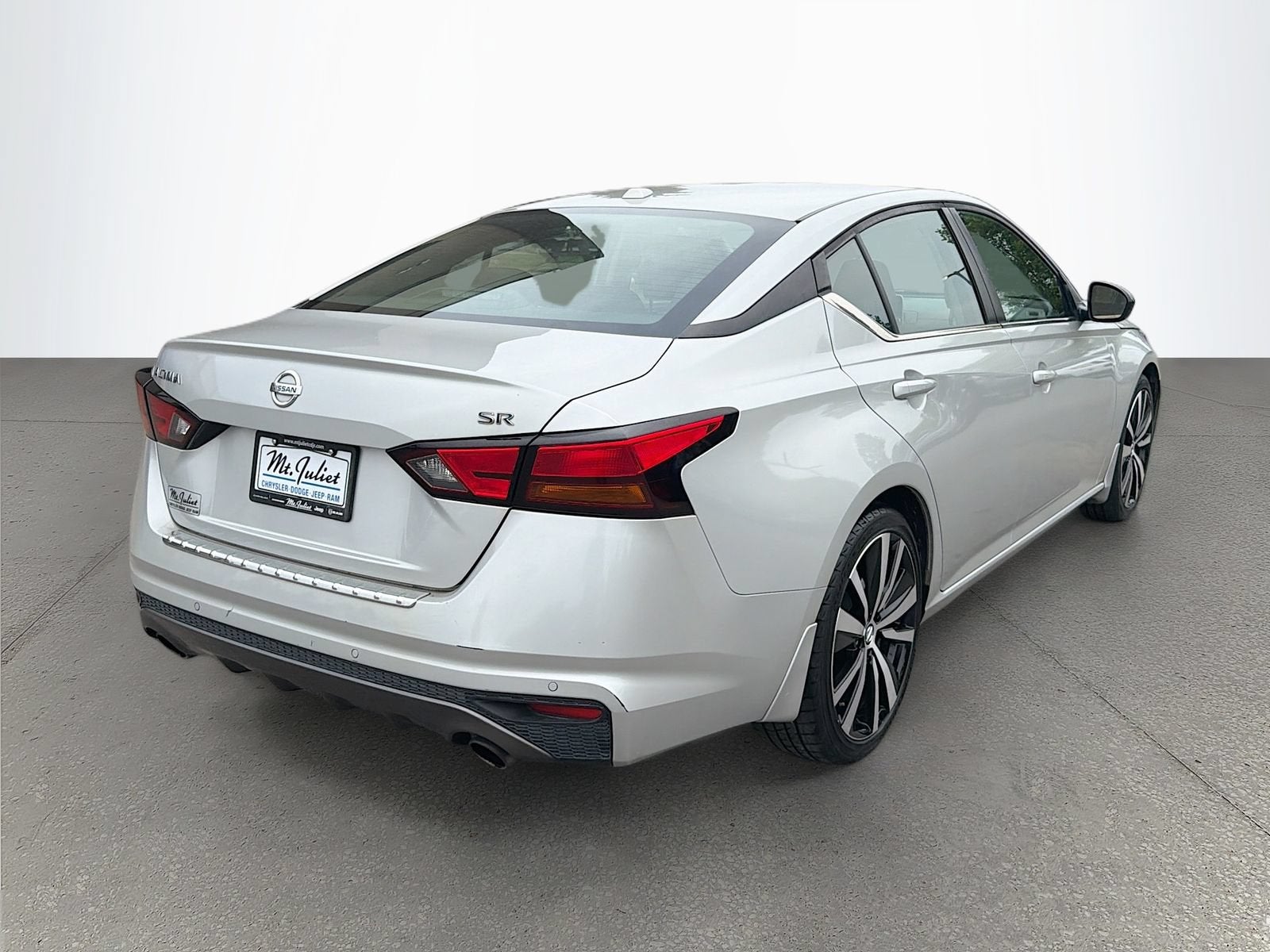 2022 Nissan Altima SR FWD