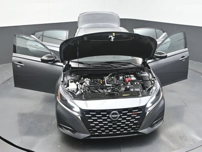 2025 Nissan Altima SR