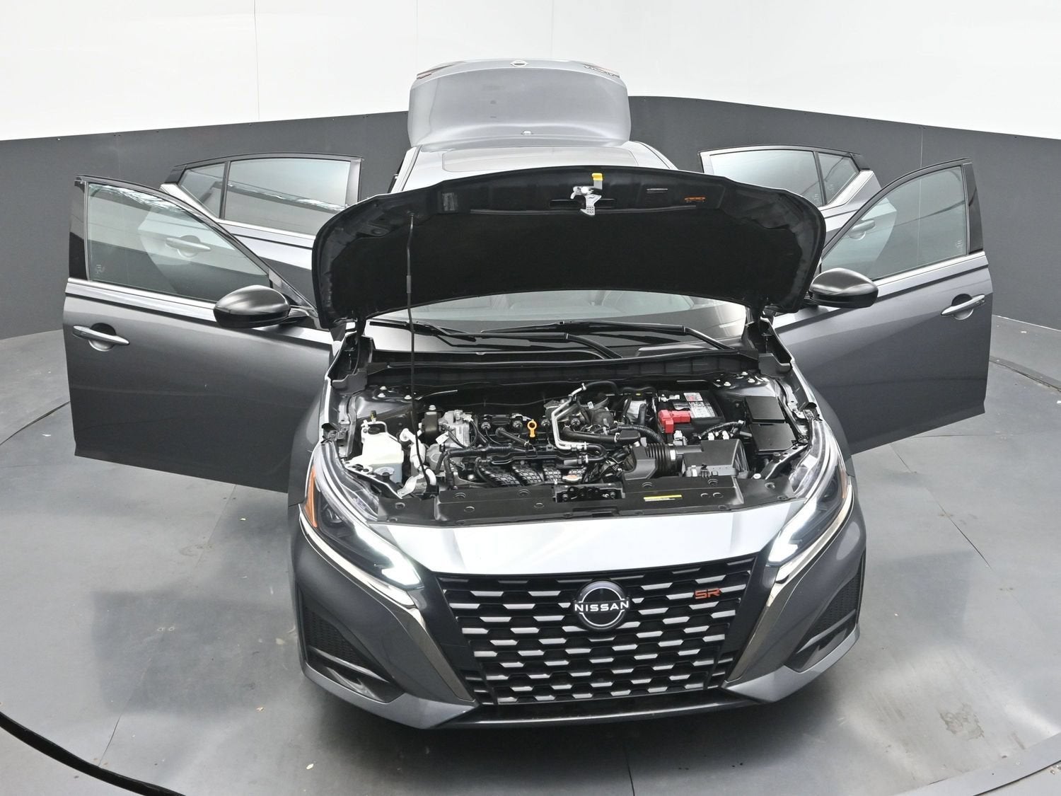 2025 Nissan Altima SR