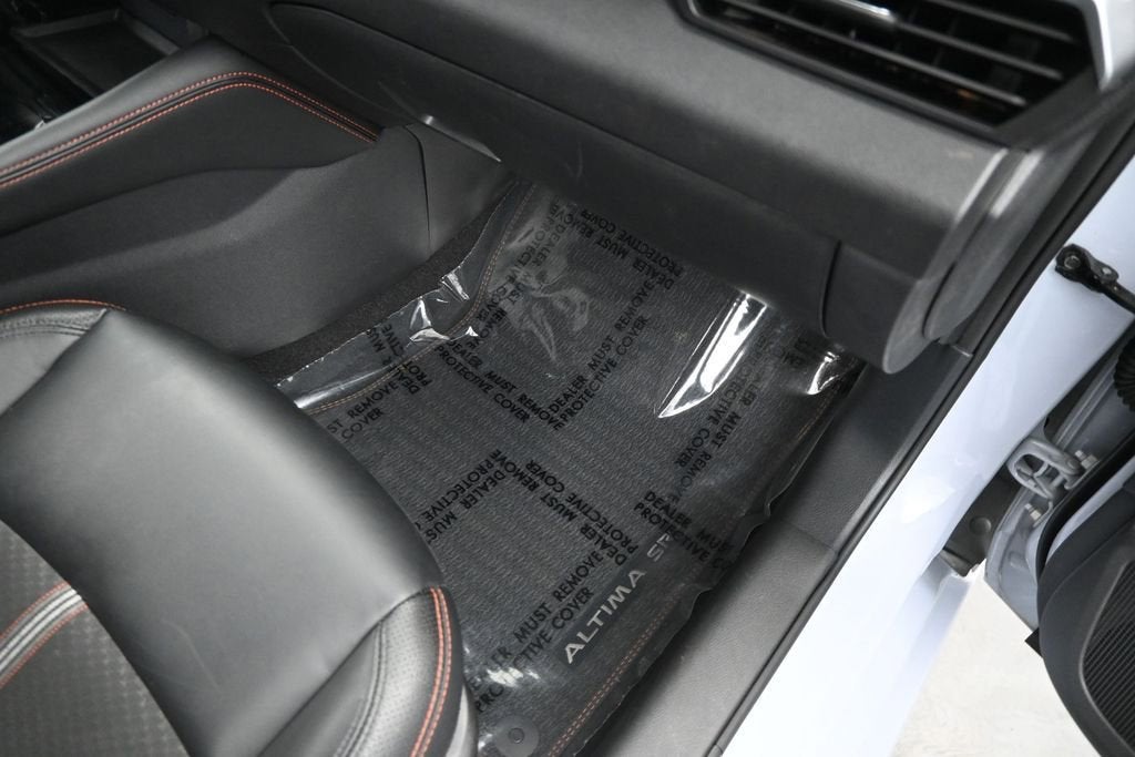 2023 Nissan Altima SR FWD
