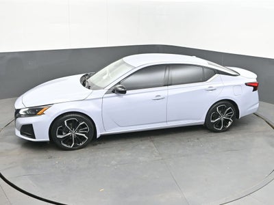 2023 Nissan Altima SR FWD