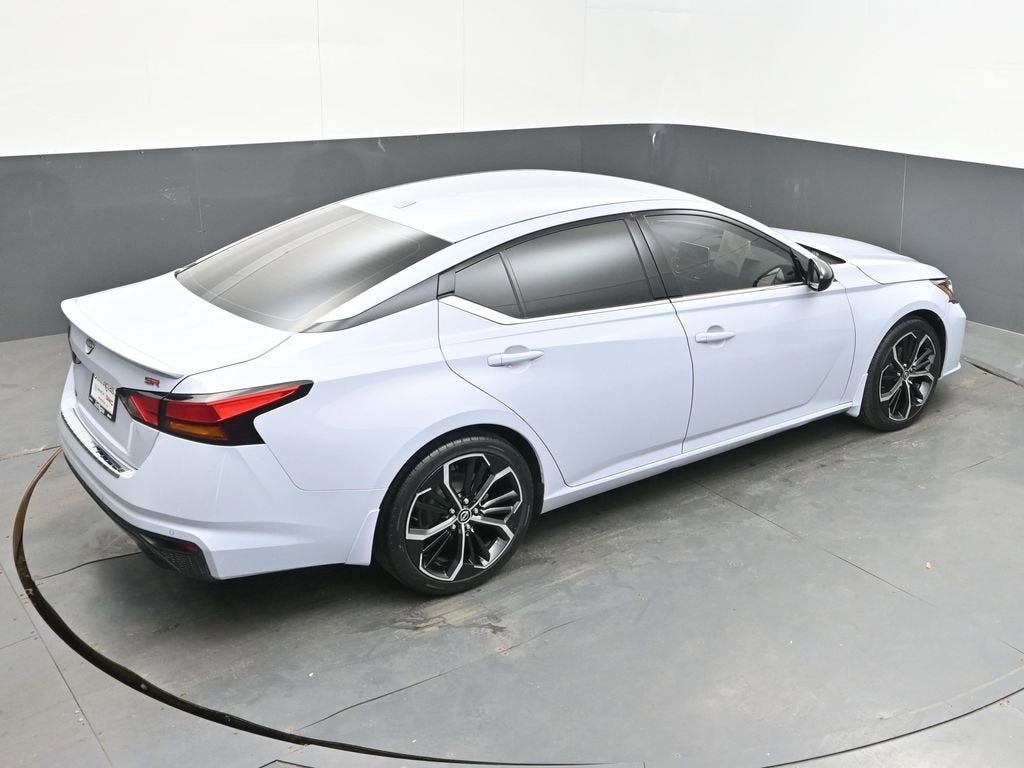 2023 Nissan Altima SR FWD