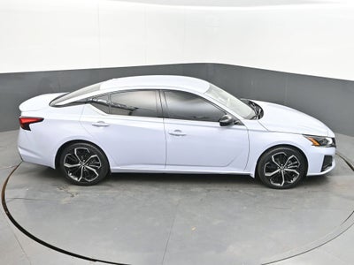 2023 Nissan Altima SR FWD