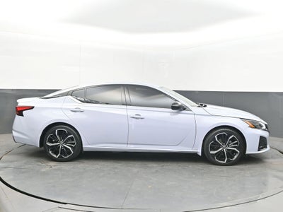 2023 Nissan Altima SR FWD