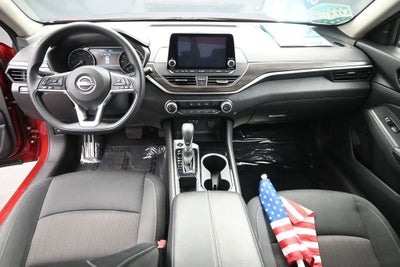 2024 Nissan Altima SV FWD