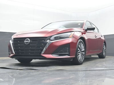 2024 Nissan Altima SV FWD