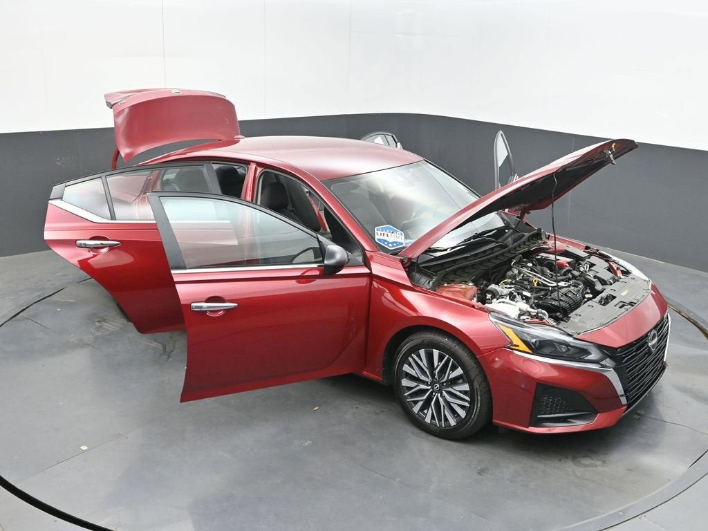 2024 Nissan Altima SV FWD