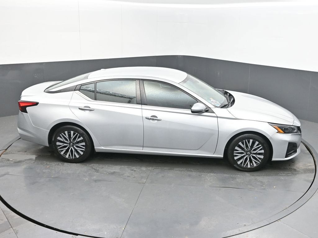2023 Nissan Altima SV FWD