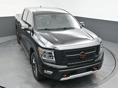 2024 Nissan TITAN Crew Cab PRO-4X 4x4
