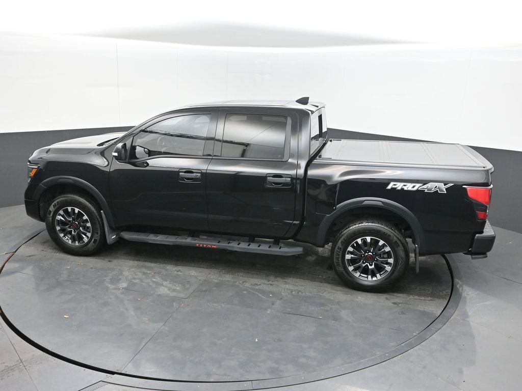 2024 Nissan TITAN Crew Cab PRO-4X 4x4