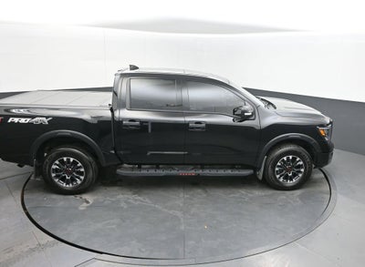 2024 Nissan TITAN Crew Cab PRO-4X 4x4
