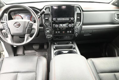2023 Nissan TITAN Crew Cab PRO-4X 4x4