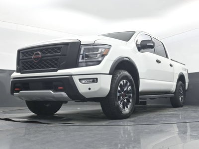 2023 Nissan TITAN Crew Cab PRO-4X 4x4