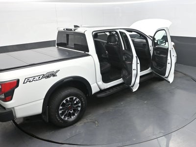2023 Nissan TITAN Crew Cab PRO-4X 4x4