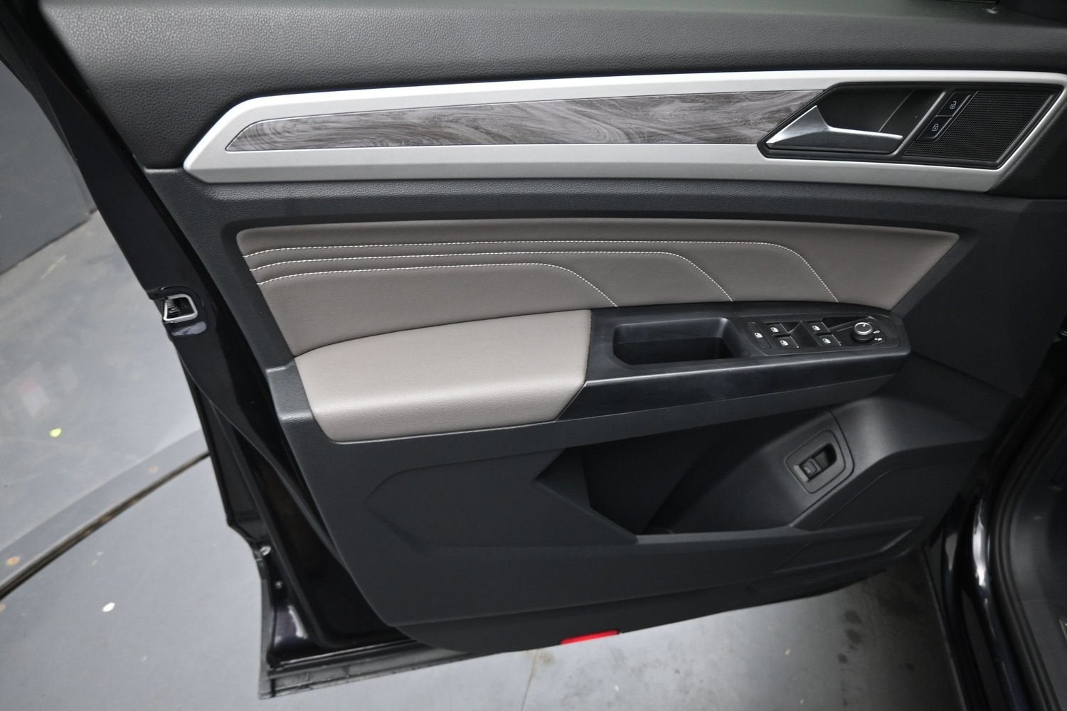 2021 Volkswagen Atlas Cross Sport 2.0T SE w/Technology