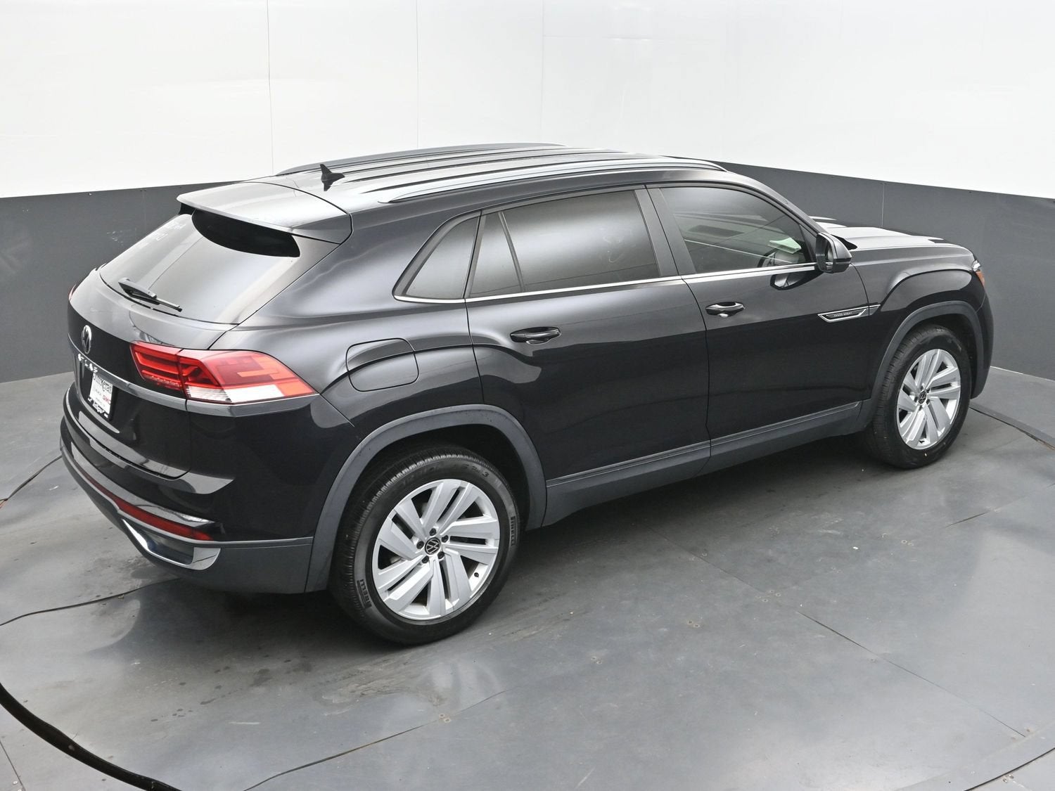 2021 Volkswagen Atlas Cross Sport 2.0T SE w/Technology