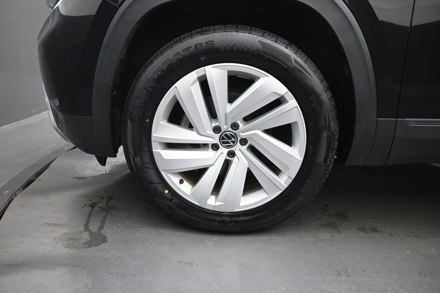 2021 Volkswagen Atlas Cross Sport 2.0T SE w/Technology