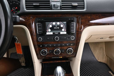 2012 Volkswagen Passat SE w/Sunroof & Nav