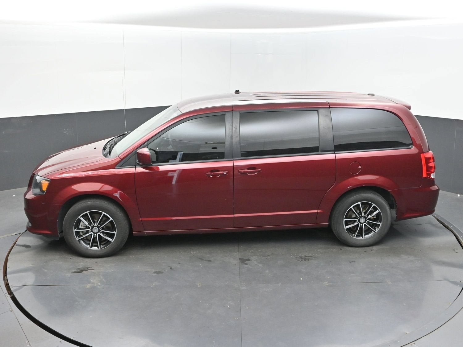 2019 Dodge Grand Caravan SE Plus