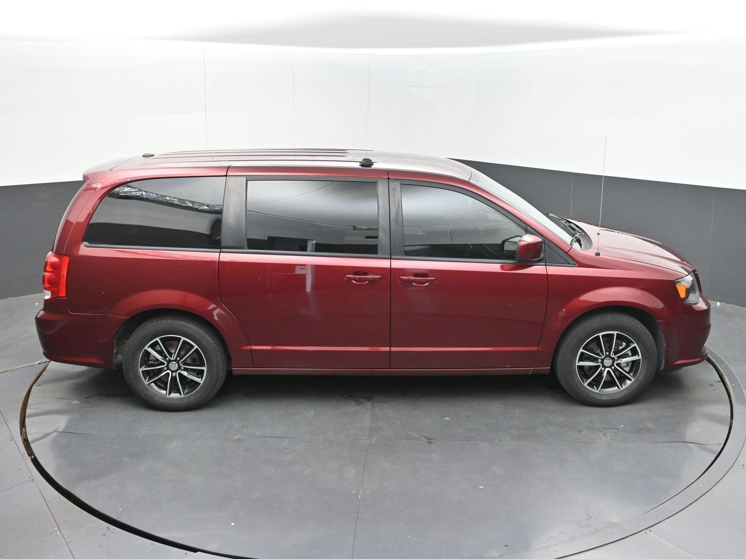 2019 Dodge Grand Caravan SE Plus