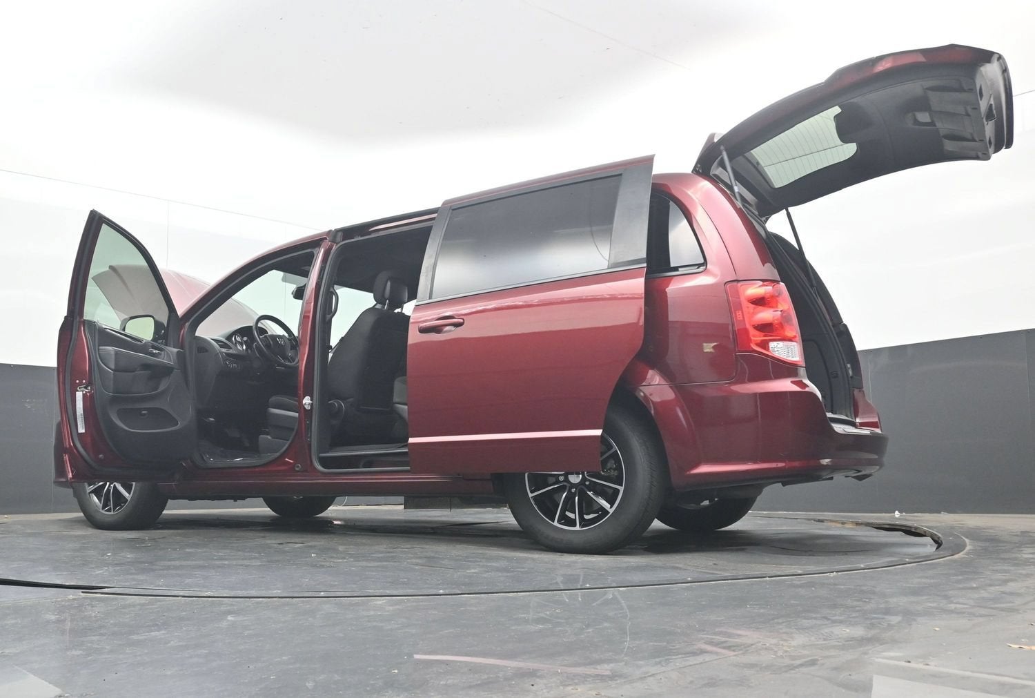 2019 Dodge Grand Caravan SE Plus