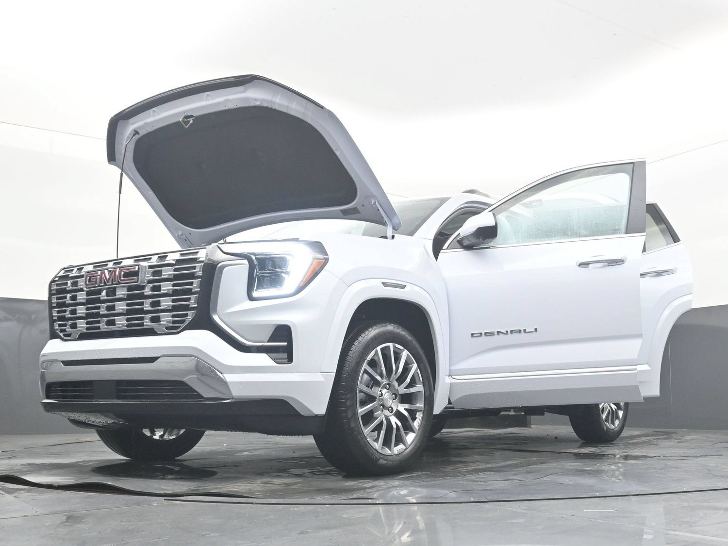 2027 GMC Terrain Denali