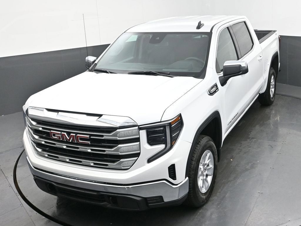 2025 GMC Sierra 1500 SLE
