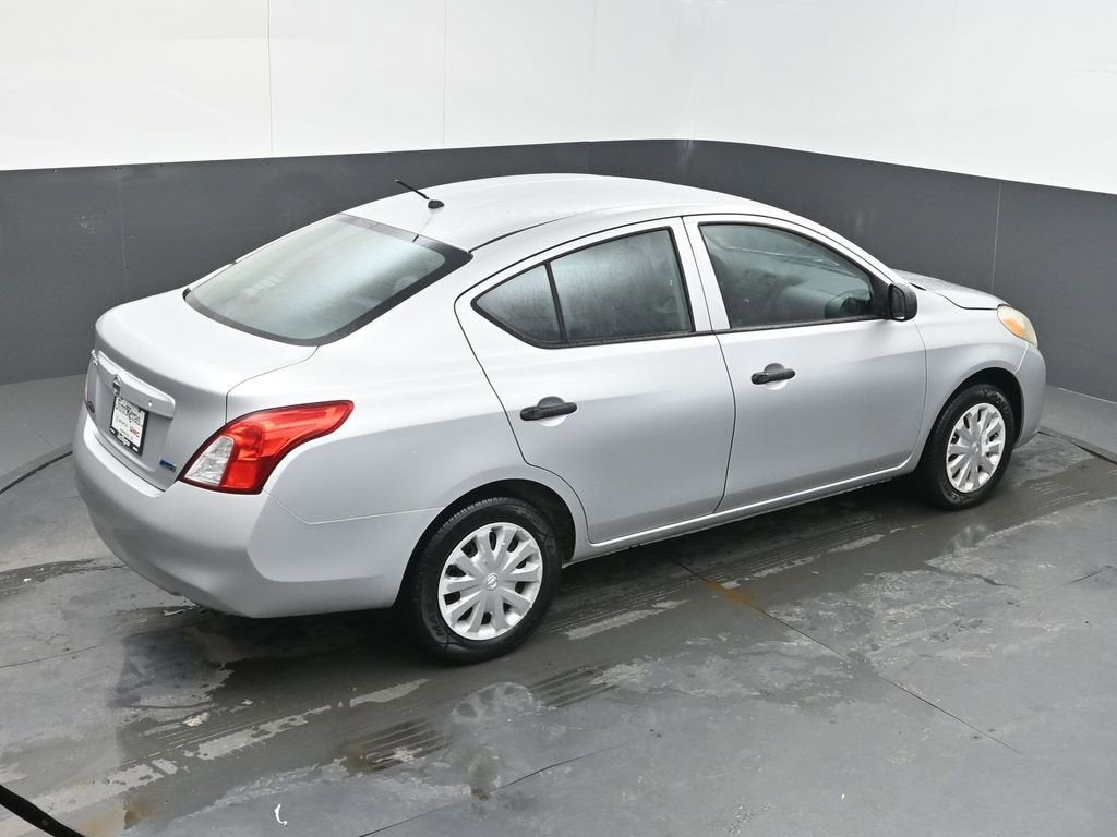 2013 Nissan Versa S